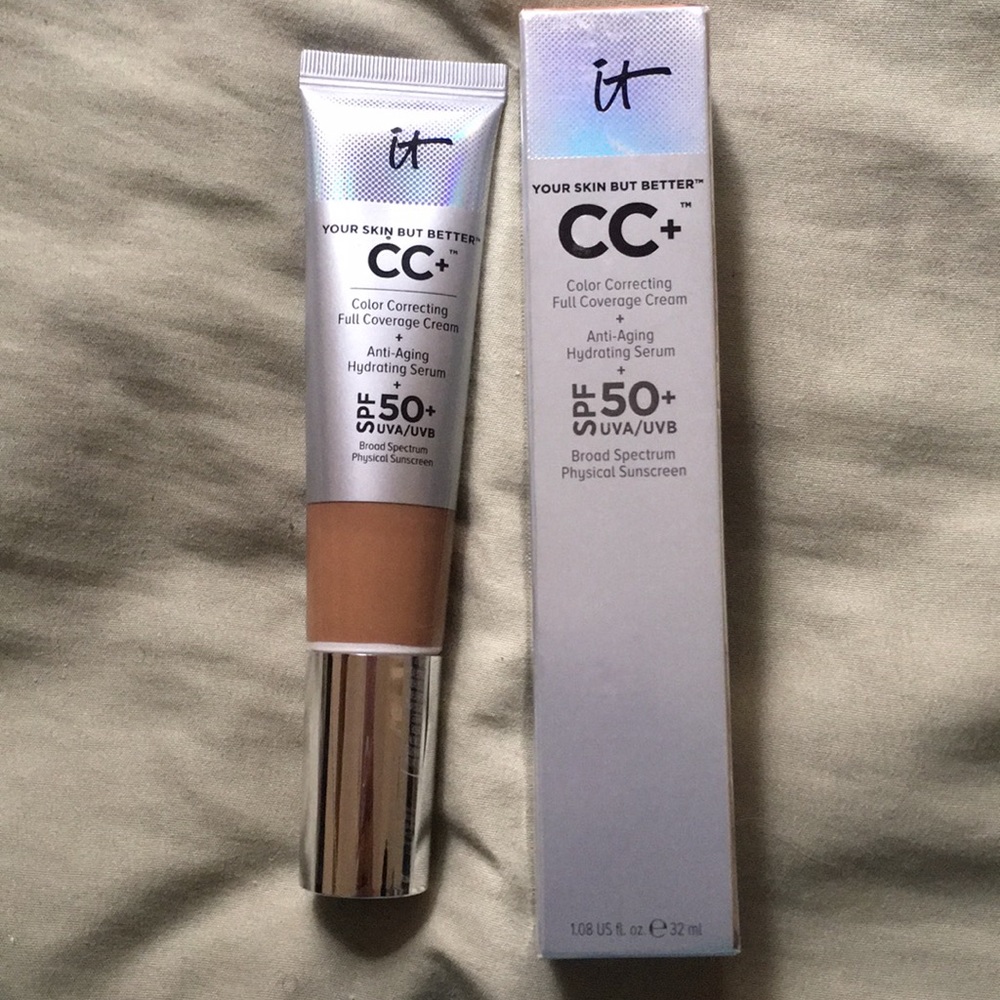 It Cosmetics CC Cream in the shade Rich